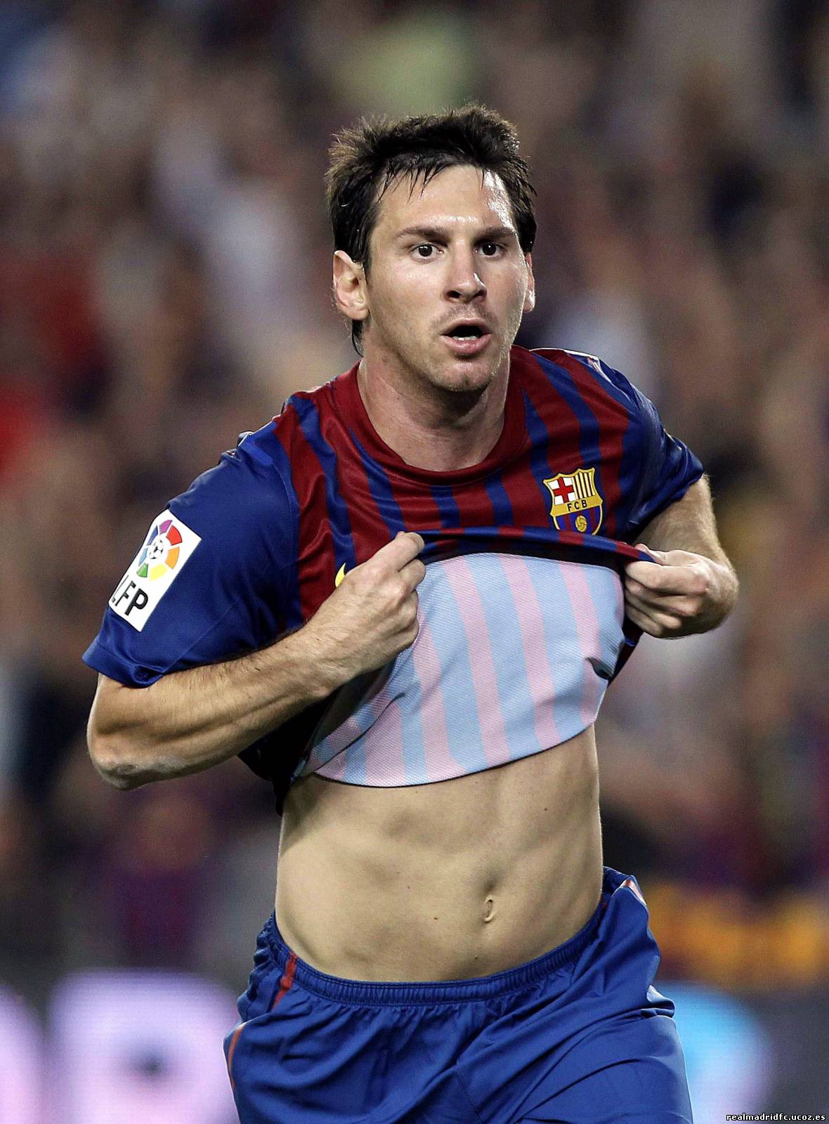 Lionel messi abs